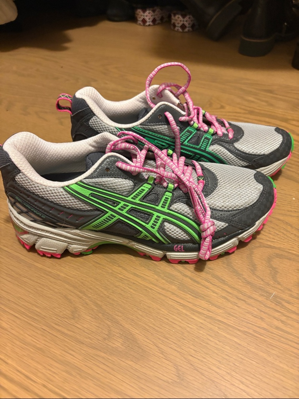 ASICS Running Shoes Sneakers Womens size 8 new without box